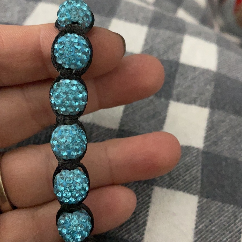 Adjustable bracelets - Picture 2 of 4